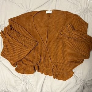 Pink Lily; Size L; cropped top